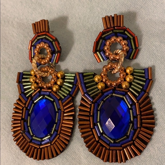 Earrings - Picture 1 of 3